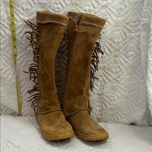UGG Australia Tall Zip Fringe Moccasin Boots Size 7